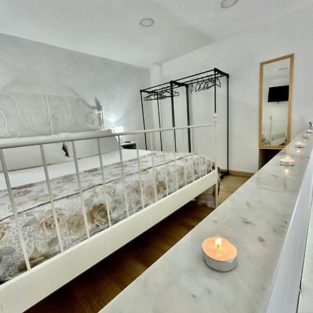 La Casa Di Elisa Appartement Napels Buitenkant foto