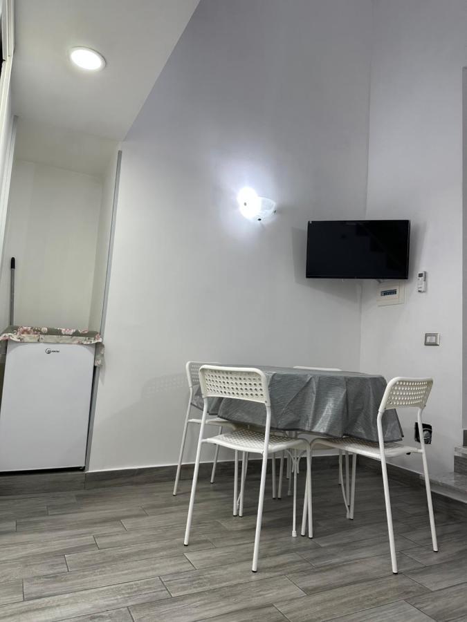La Casa Di Elisa Appartement Napels Buitenkant foto