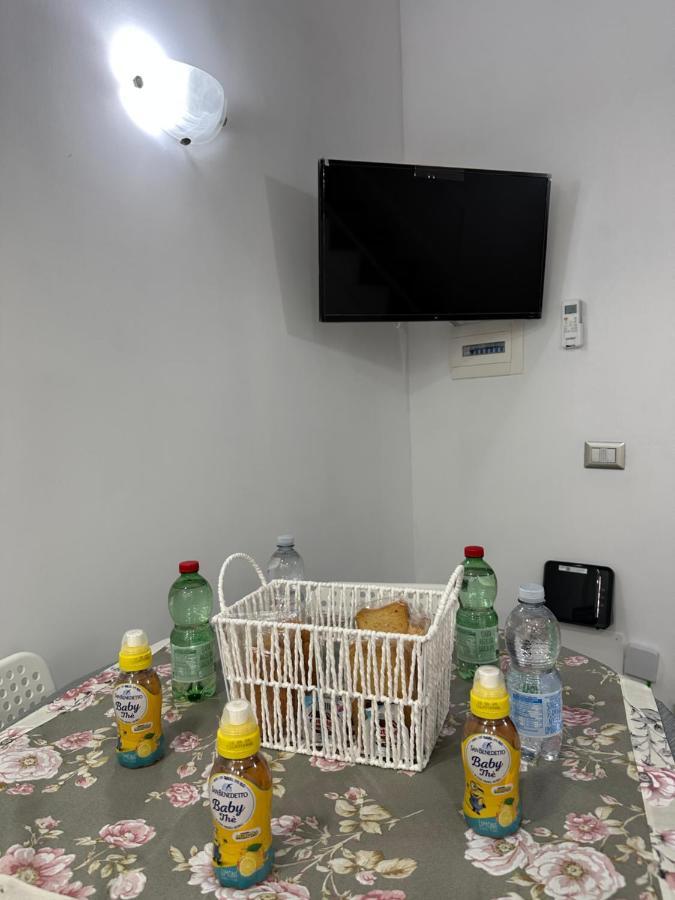 La Casa Di Elisa Appartement Napels Buitenkant foto